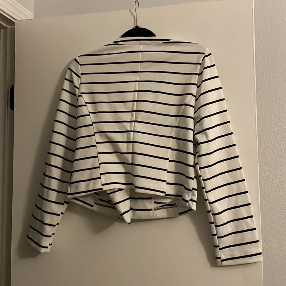 Bagatelle White Jacket with stripes size PS - Picture 6 of 7